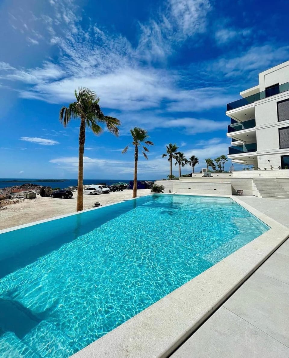 Day, Pool view, Sea view, Swimming pool, sunbed