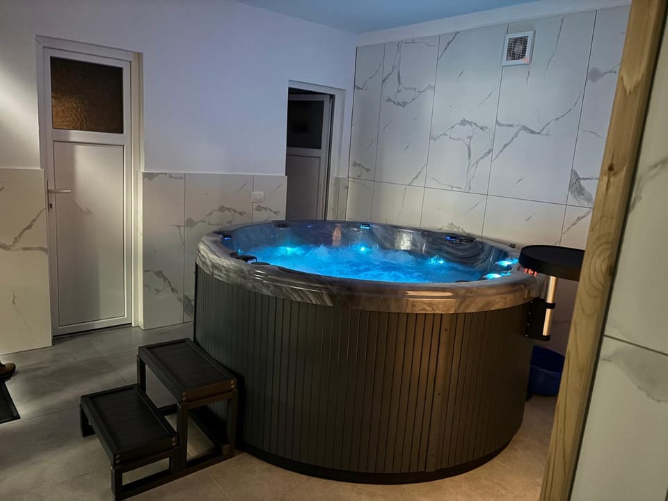 Dorna Retreat Bed and Breakfast in Romania