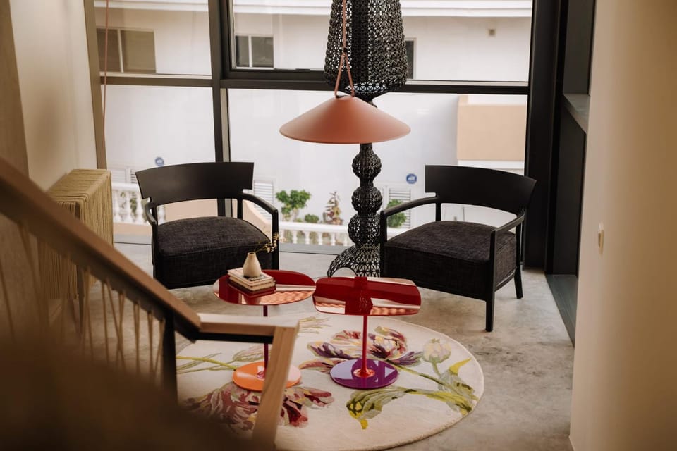 Seating area