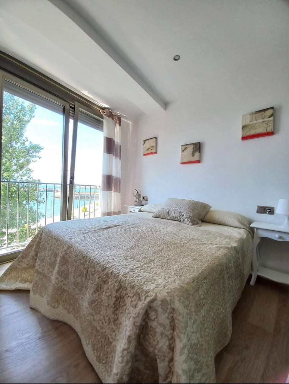 Apartamento II Playa Apartment in Cambados