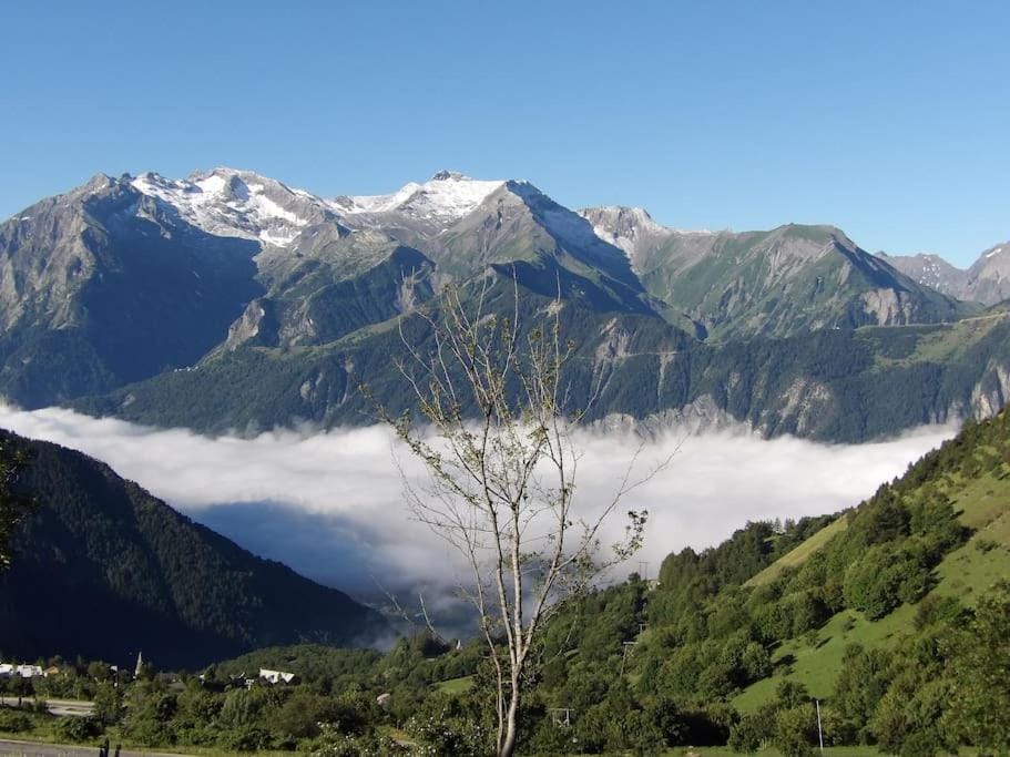 Appartement plein sud avec terrasse Apartment in Huez