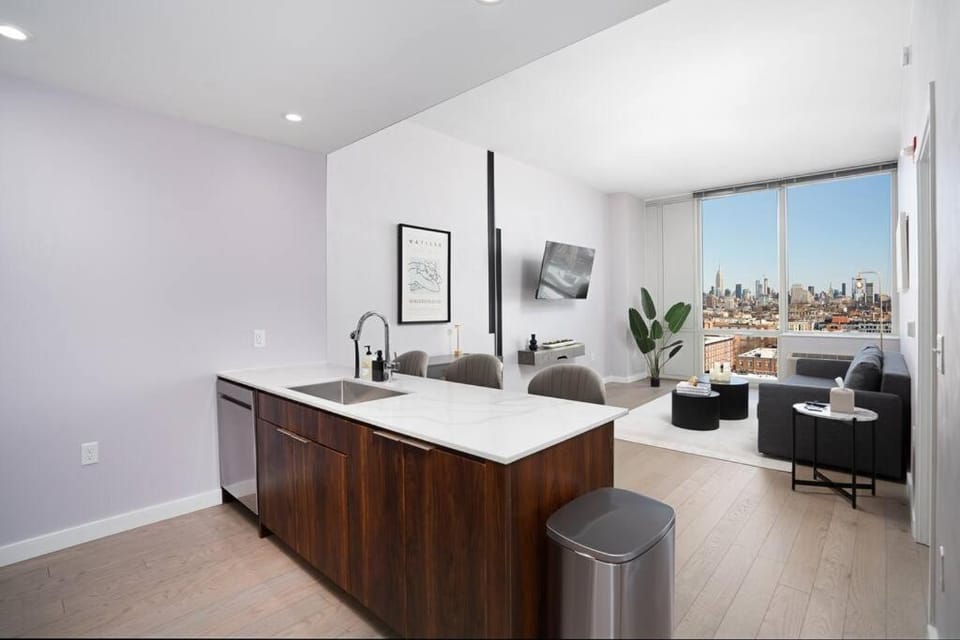 Empire State View - Luxury Apt - Shuttle to NYC Apartment in Hoboken