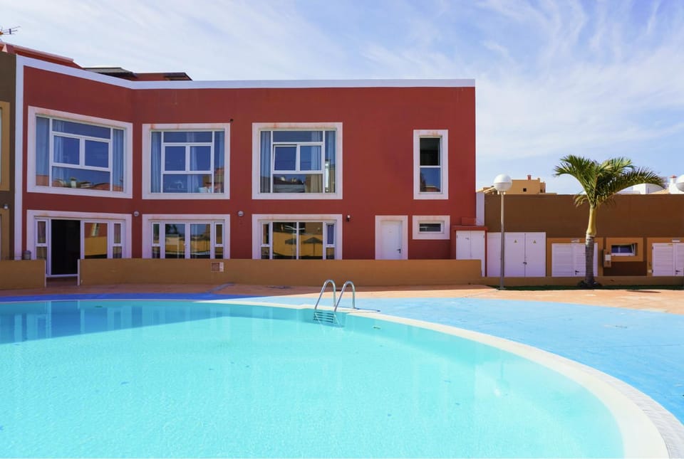 Property building, Pool view, Swimming pool