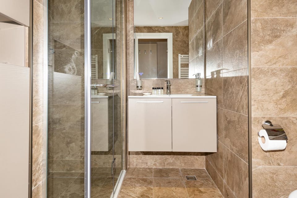Shower, Bathroom