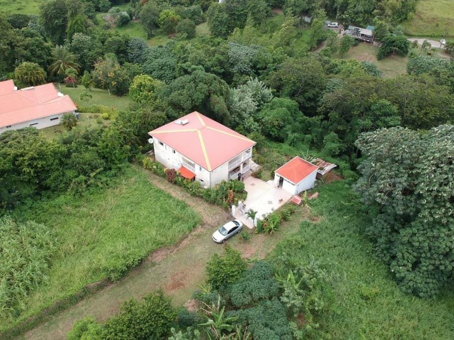 Haut de villa F4 clim-wifi Apartment in Martinique