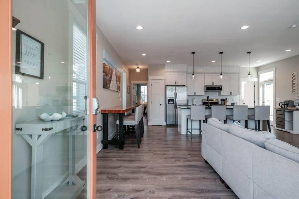 Stella Maris - Sauna, Hot Tub - Lincoln City House in Lincoln City