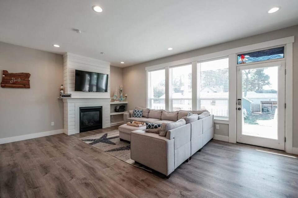 Stella Maris - Sauna, Hot Tub - Lincoln City House in Lincoln City