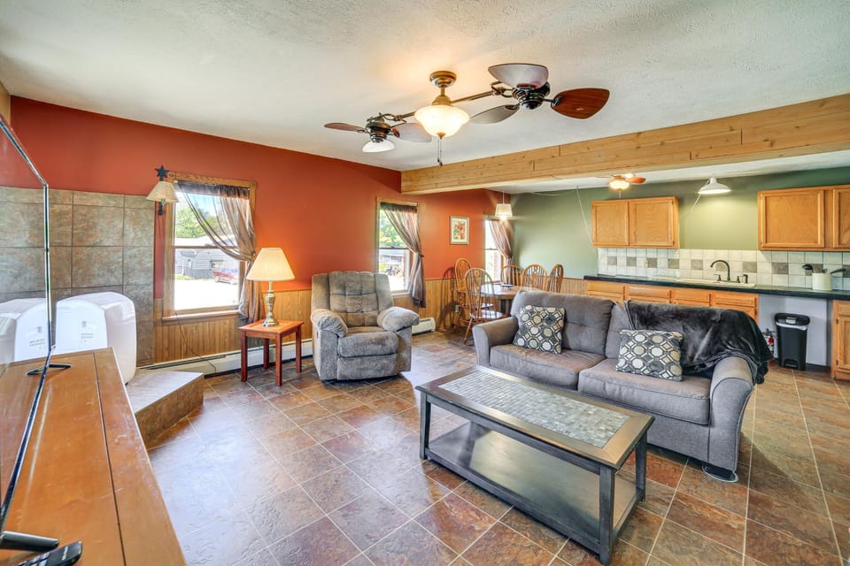 10 Mi to Lake Superior: Eben Junction Townhome! House in Wisconsin