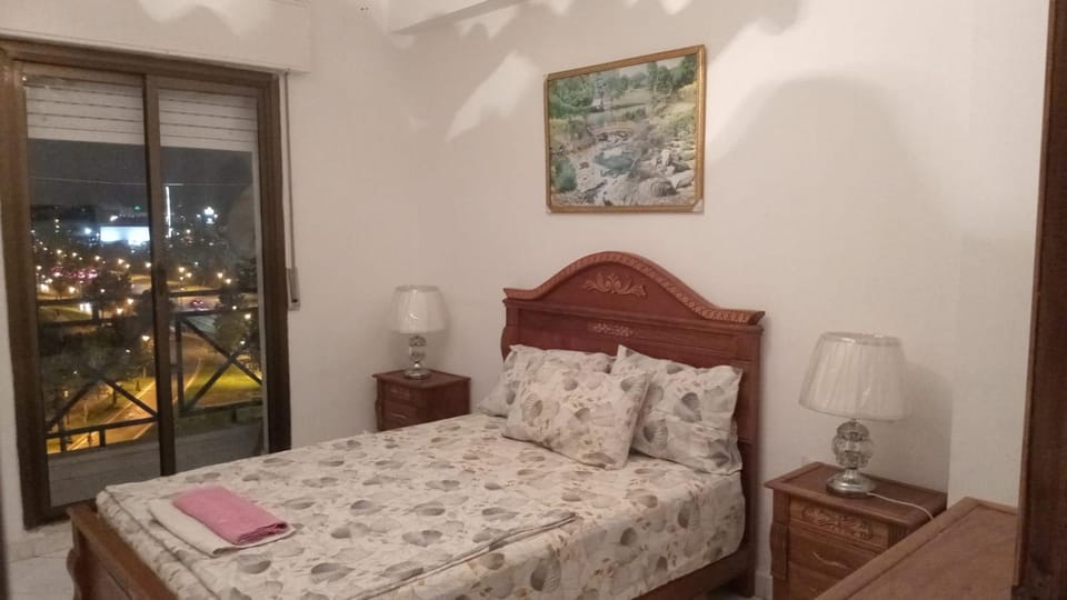 Appartement Familial en deux façades en face Hotel Ahlen & SuperMarché Marjane Apartment in Tangier