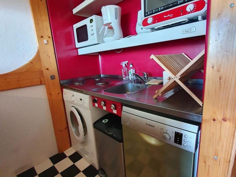 Studio cabine rénové 30m², Les Arcs 2000, capacité 4 personnes, balcon - FR-1-346-574 Cabin in Bourg-Saint-Maurice