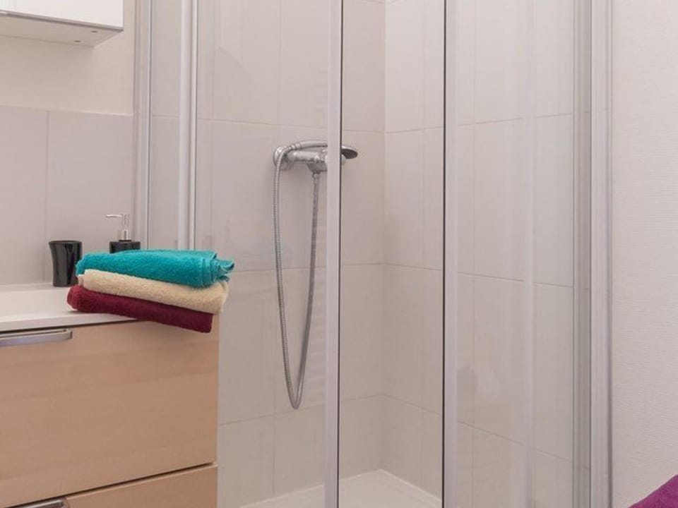 Studio rénové avec balcon sud, skis aux pieds, parking et grand jardin, La Salle-les-Alpes - FR-1-330F-237 Apartment in Saint-Chaffrey