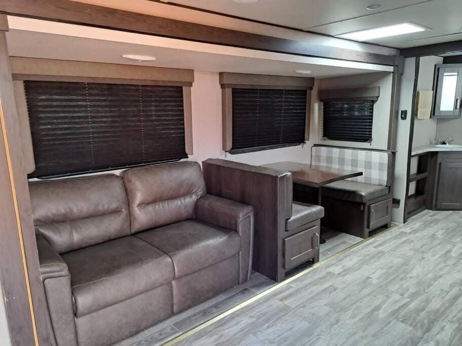 Sunset Trailer Park RV # 4 Apartment in State of Baja California
