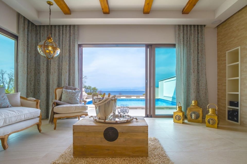 Living room, Sea view, air conditioner