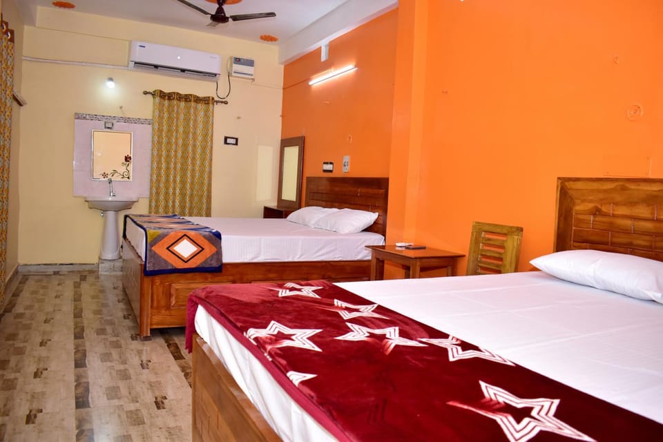 Bed, Bedroom, air conditioner
