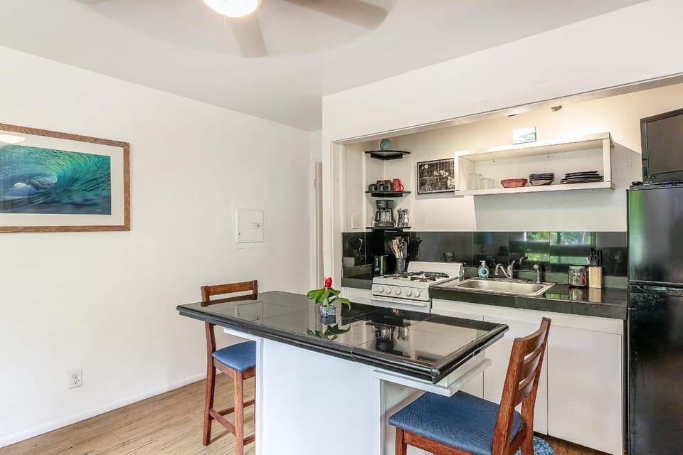 Charming Beach Apartment Your Hawaiian Getaway House in Sunset Beach