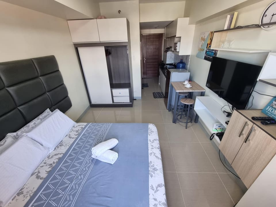 Studio Condo Unit at Horizons 101 Apartment in Lapu-Lapu City