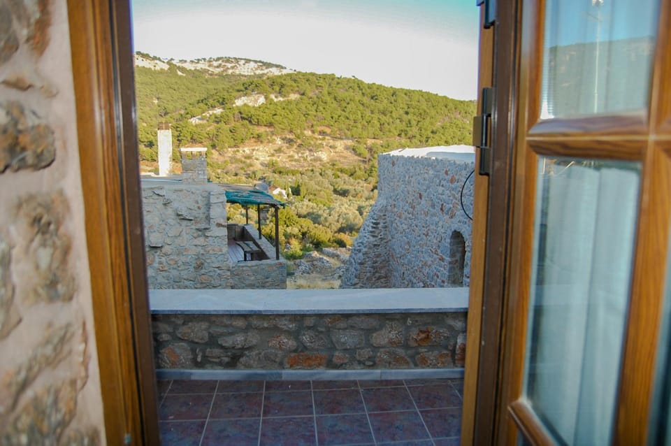 View (from property/room), Mountain view