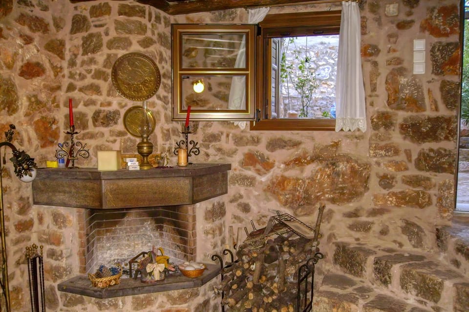 Living room, fireplace