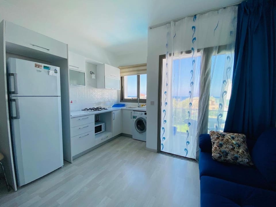 Seaview and Mountainview Studio Apartment in Cyprus