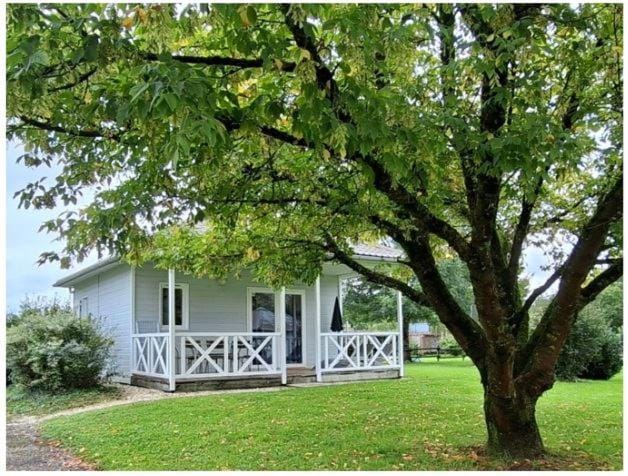 Domaine Saône-Valley Chalet in Switzerland