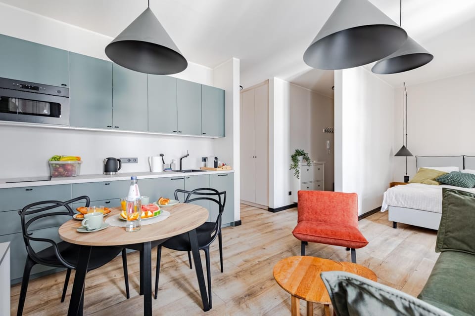 Coffee/tea facilities, Kitchen or kitchenette, Living room, Food and drinks, Seating area, Dining area, Food, pet friendly, stove
