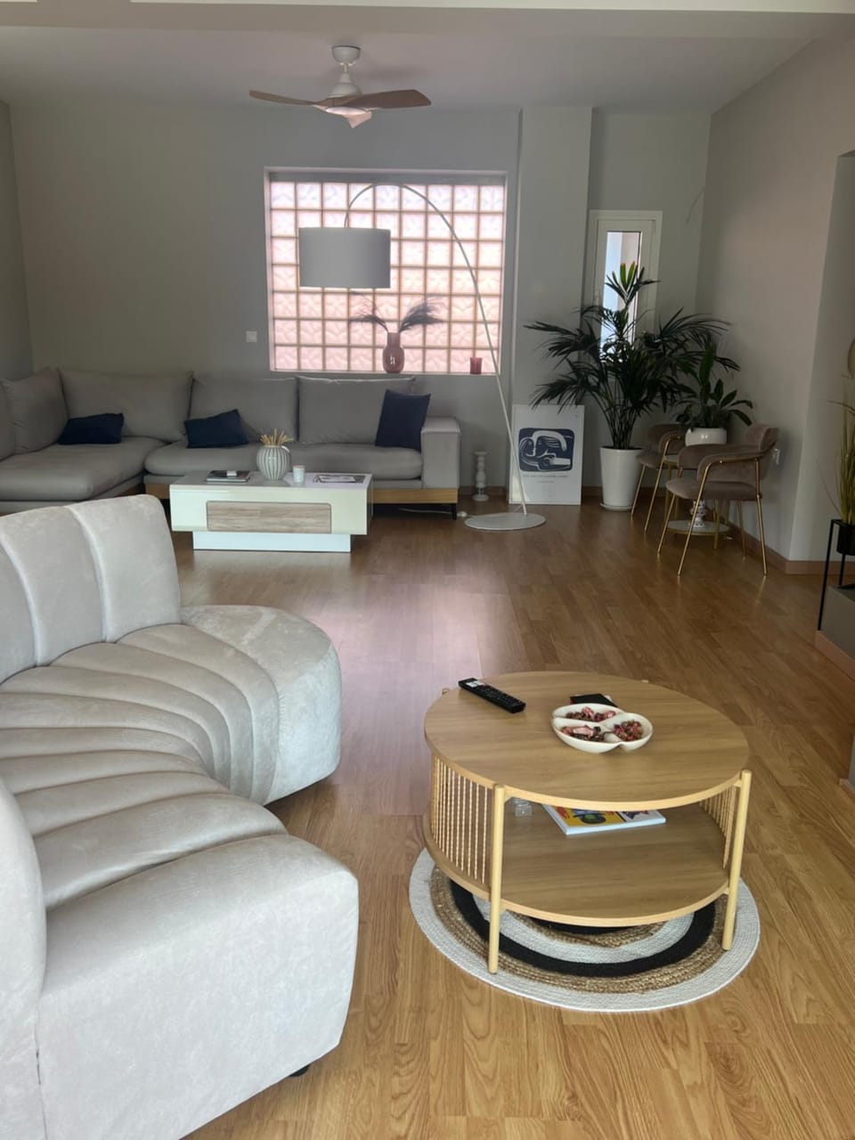 Selini apartment Villa in Islands