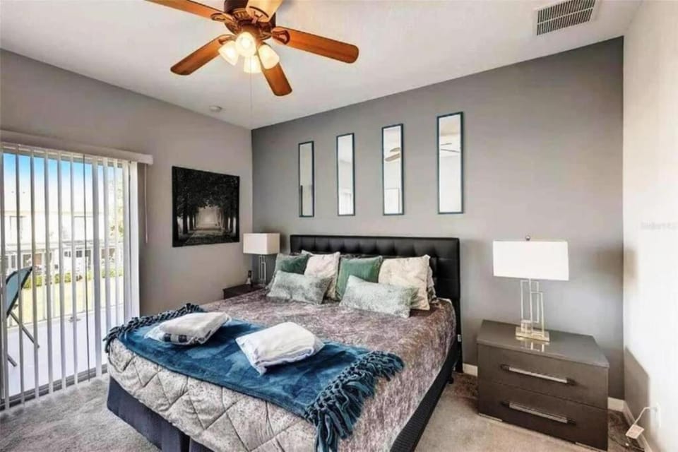 Bed, Bedroom