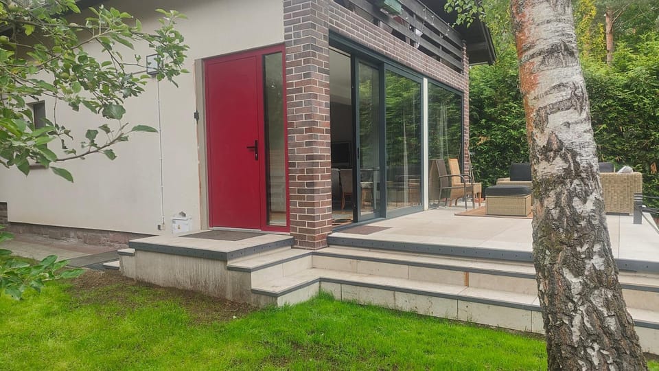 Property building, Facade/entrance