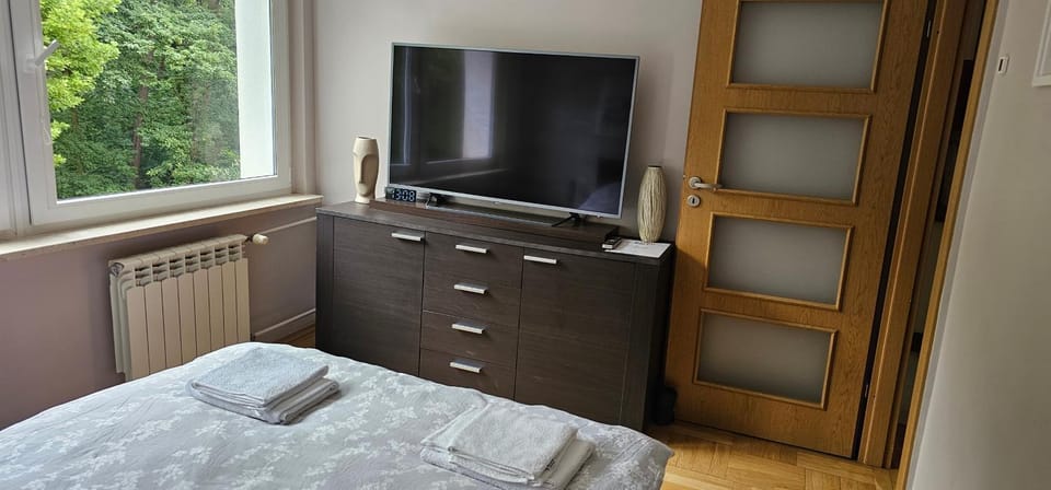 Seating area, Bedroom