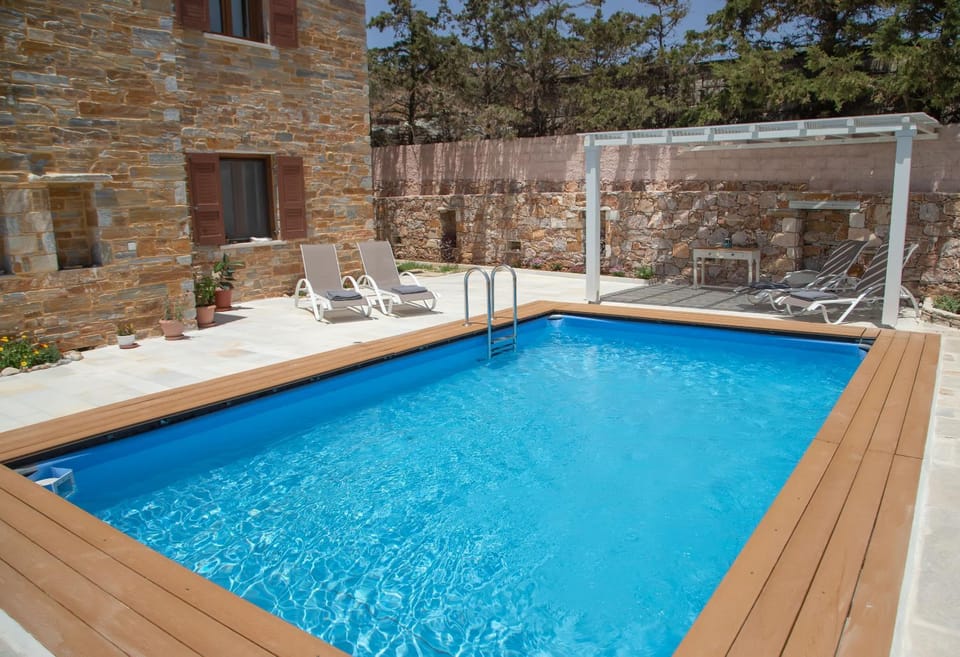 The Stone Project Villa in Decentralized Administration of the Aegean