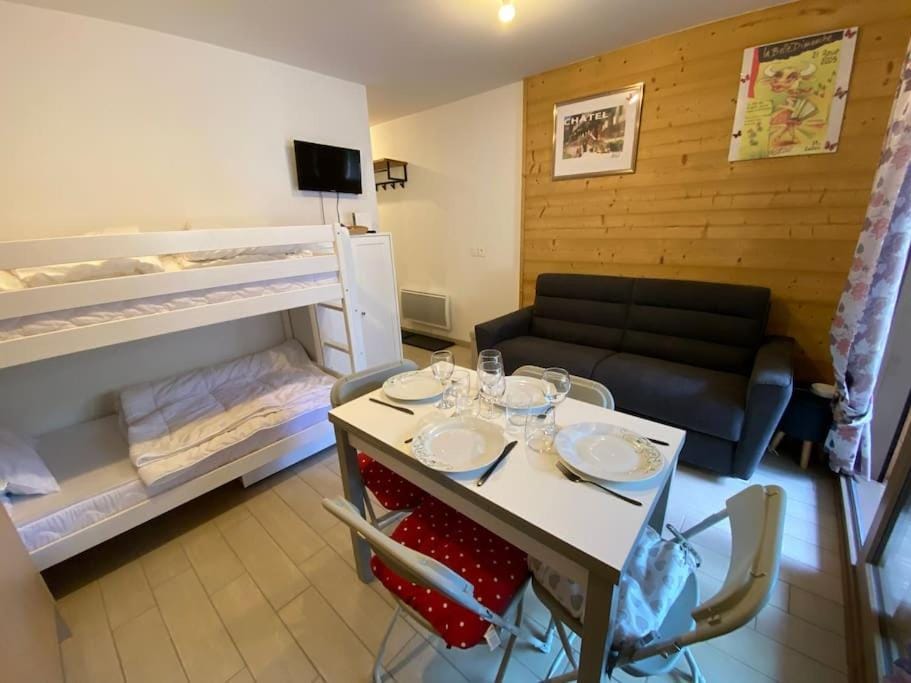 Les 4 éléments C004 - Studio récent avec place de parking Apartment in Châtel