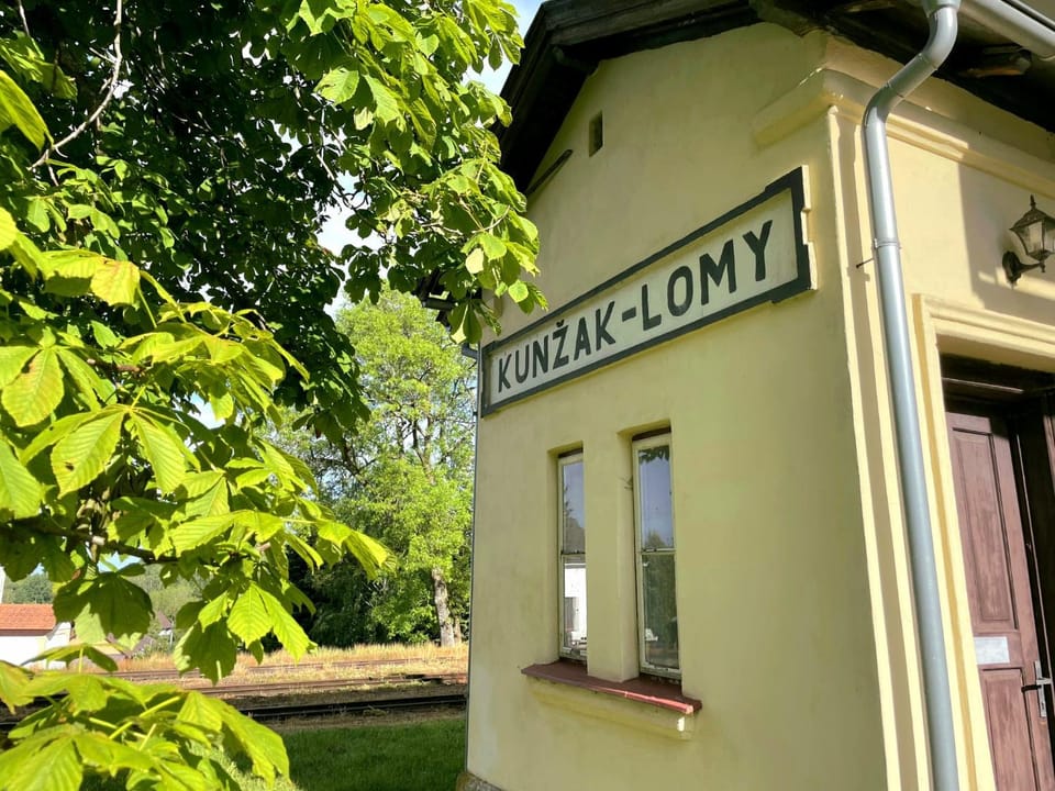 Property building, Street view