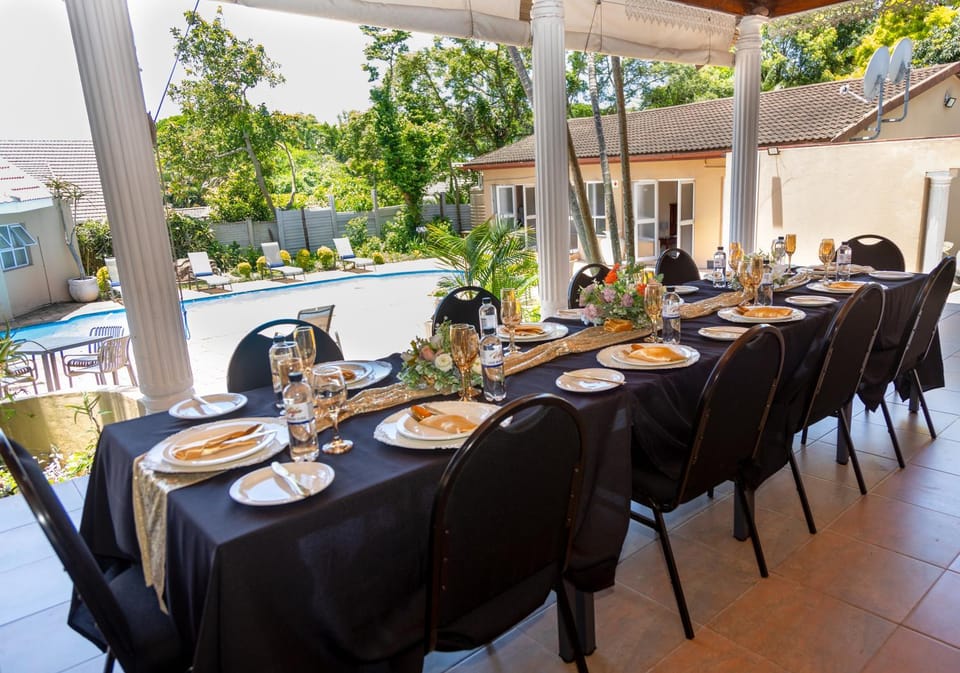 Day, Food and drinks, Banquet/Function facilities, Dining area