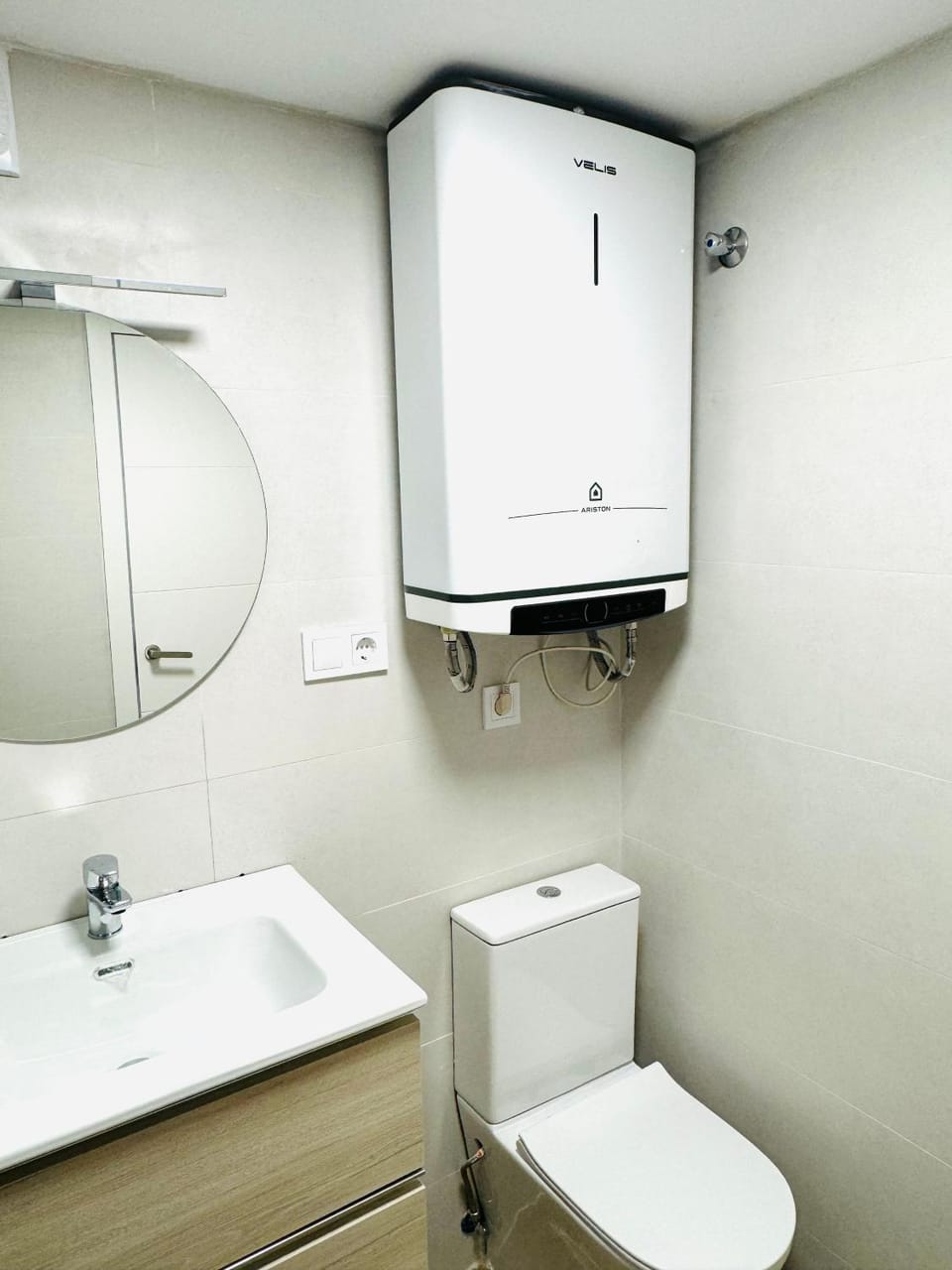 Toilet, Bathroom