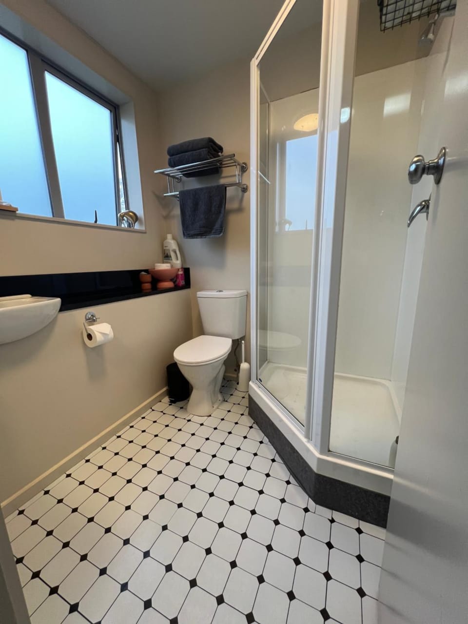 Cosy Motel Studio Apartment in Central City-up to 2 beds Apartment in Christchurch