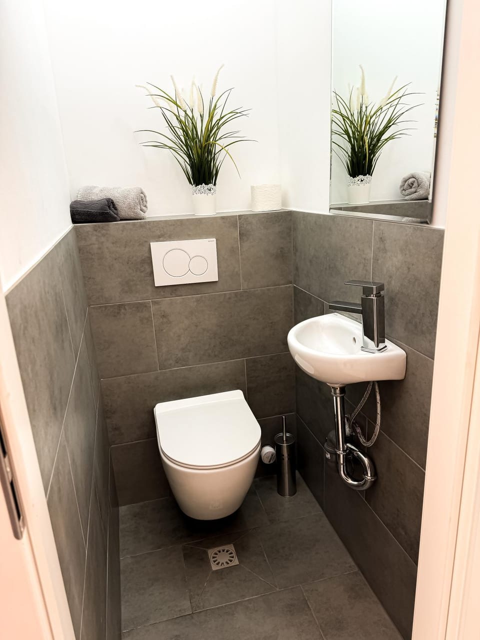 Toilet, Bathroom