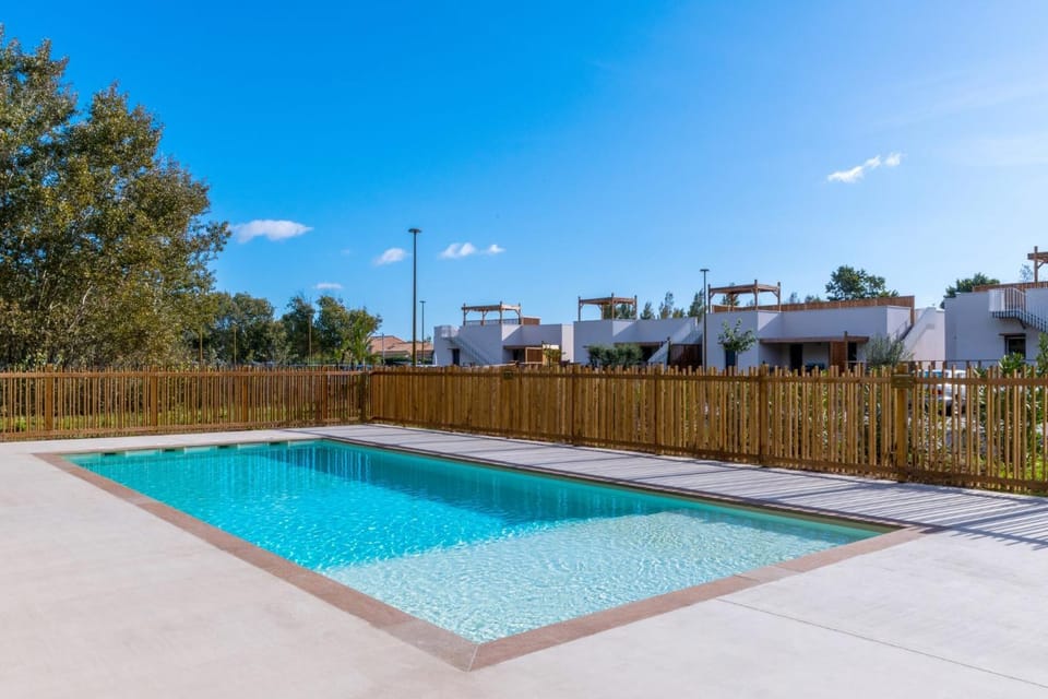 AGENCE JF IMMO - Apt 4 pers climatisation piscine et parking 300 m plages V0775 Apartment in Vias