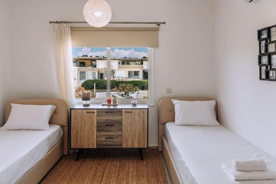 Venus Townhouse Near the Sea Apartment in Paphos