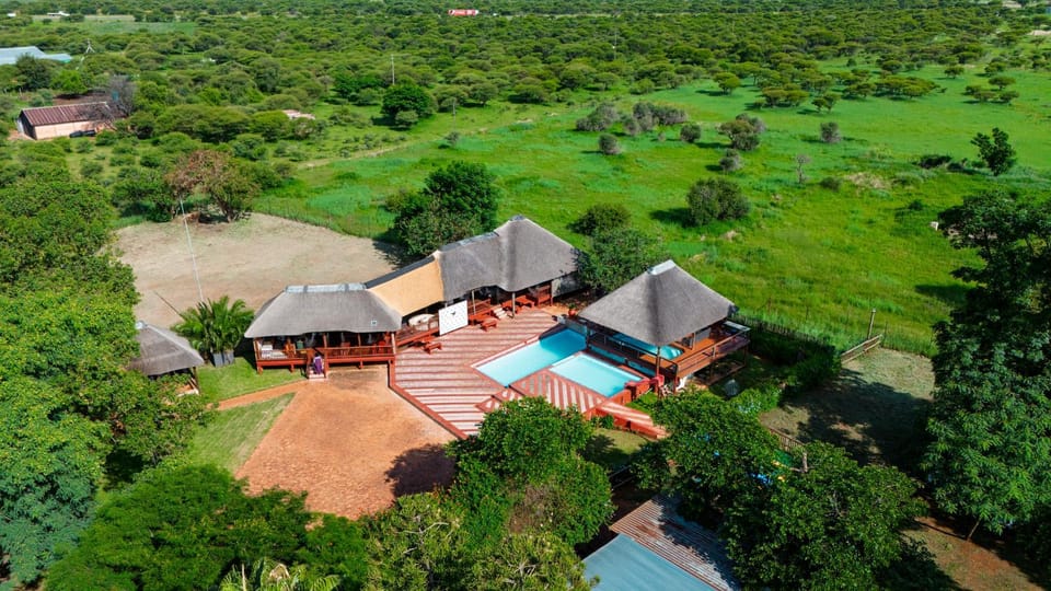 Falcon Lodge ET Chalet in South Africa