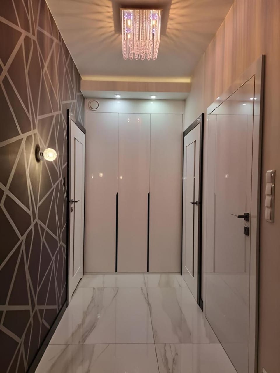 Lobby or reception, storage