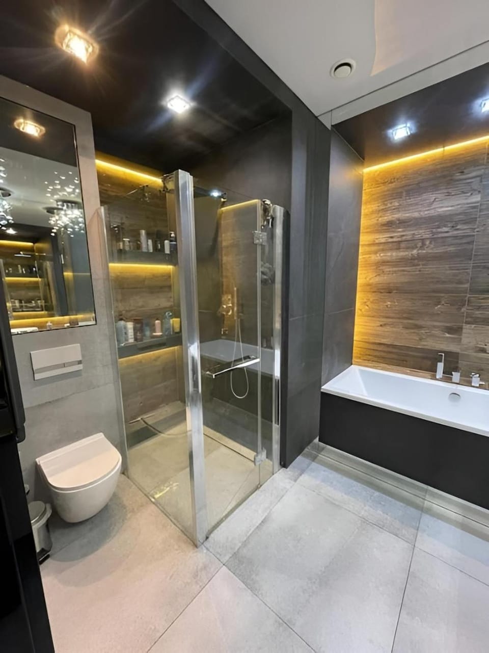 Shower, Toilet, Bathroom, Bath