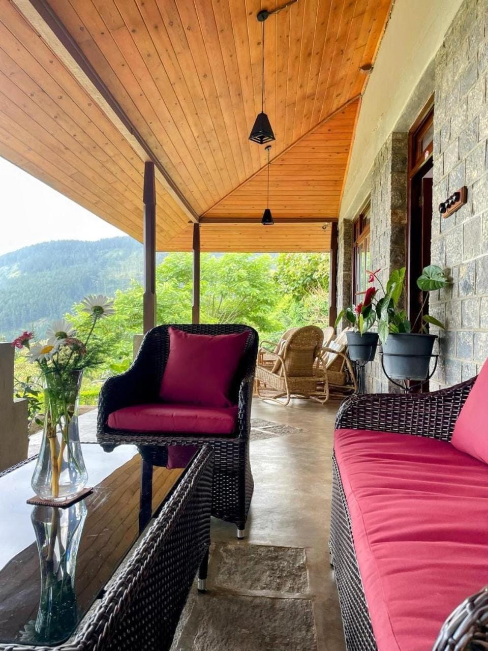 Bawlana Estate Kandy by Maniumpathy close to Pekoe Trail Stage 1 & 2 Bed and Breakfast in Central Province