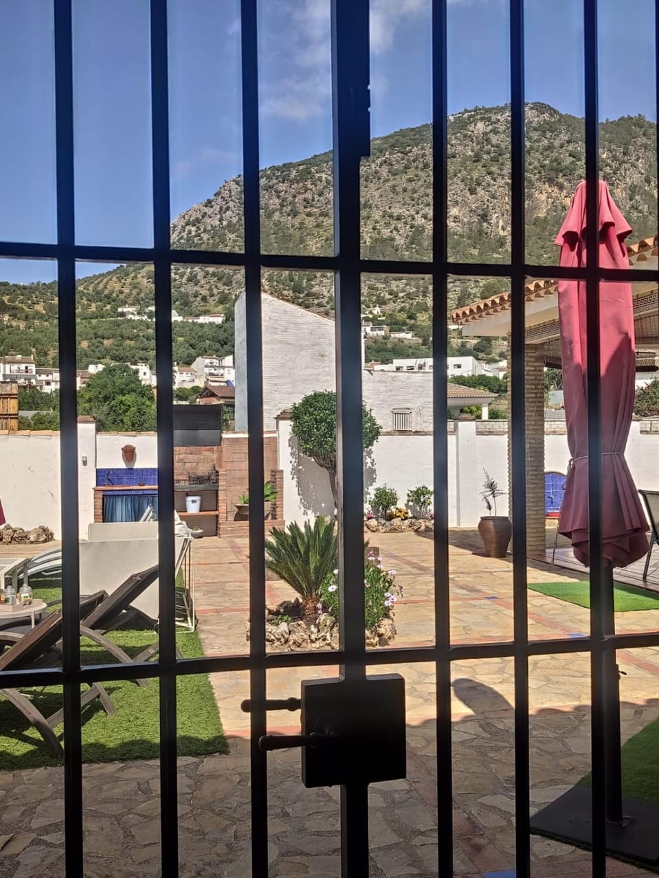 "La Güena Vida" Chalet con 4 Habitaciones de Hotel Country House in Algodonales