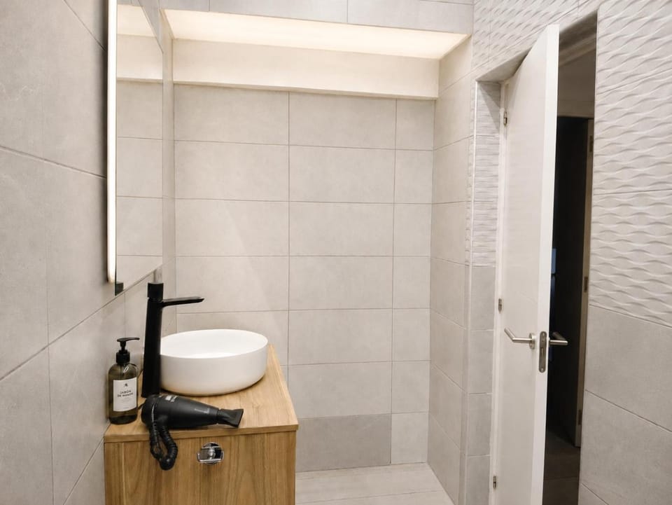Alcaravaneras Beach 2-Bedroom Apartment by Canarias Prime Homes Apartment in Las Palmas de Gran Canaria