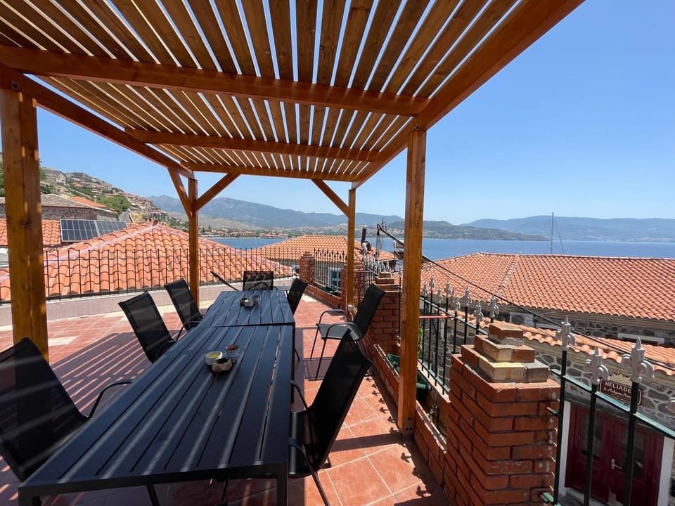 Balcony/Terrace, Mountain view, Sea view