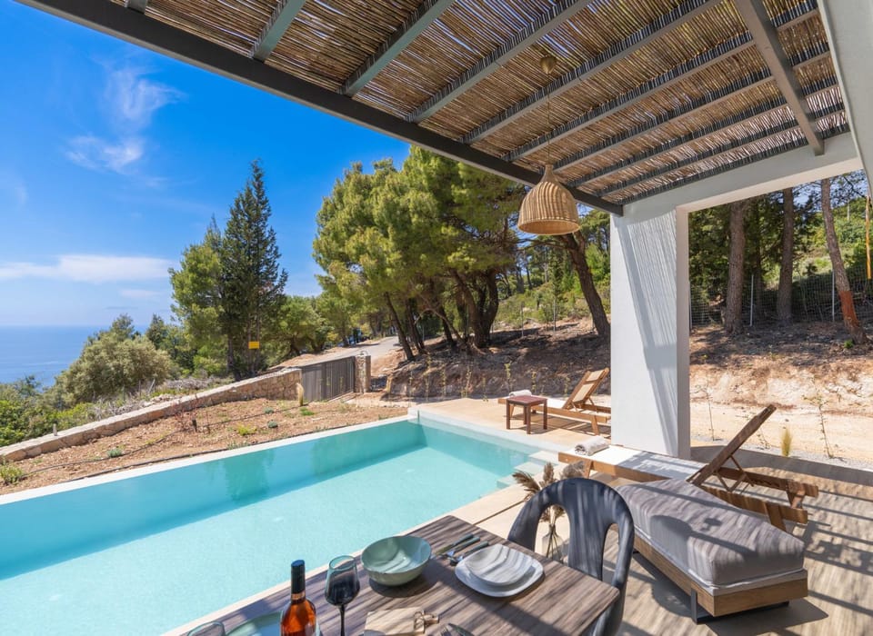 Natural landscape, View (from property/room), Pool view, Sea view, Swimming pool, sunbed