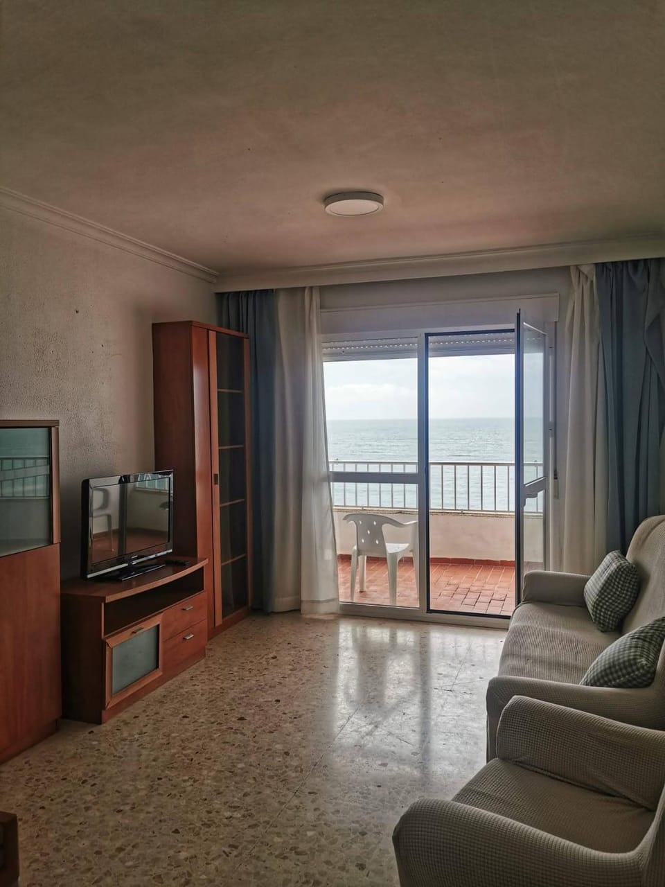 Apartamento primera linea de playa Apartment in Cadiz