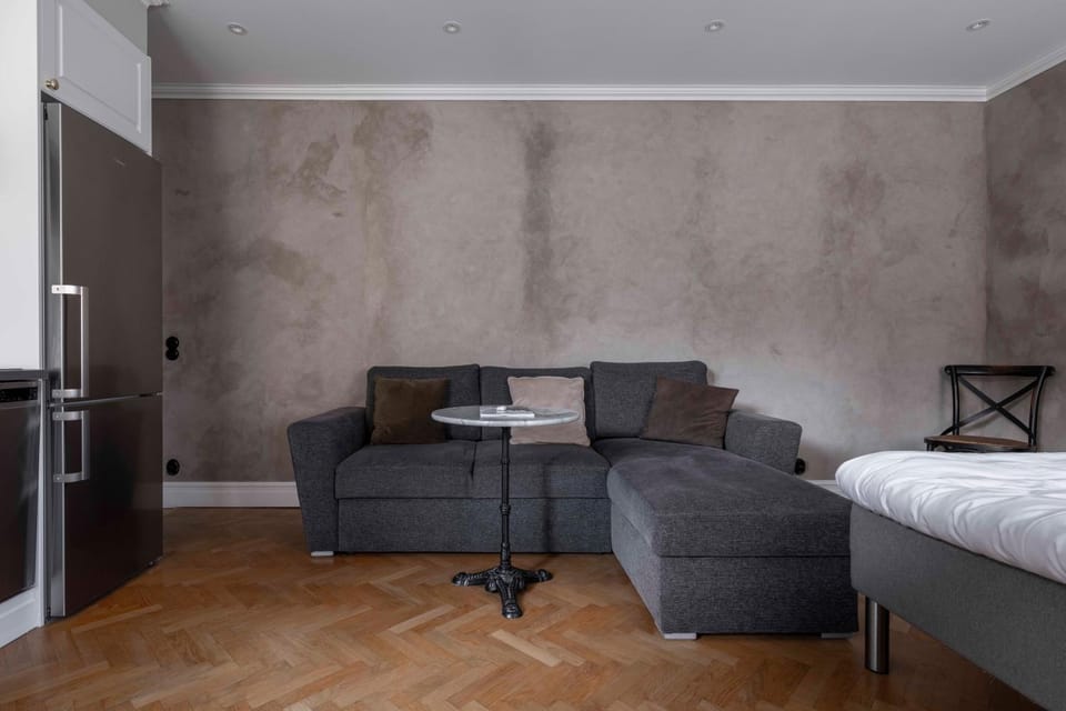 Property building, Living room, Bedroom, kitchen