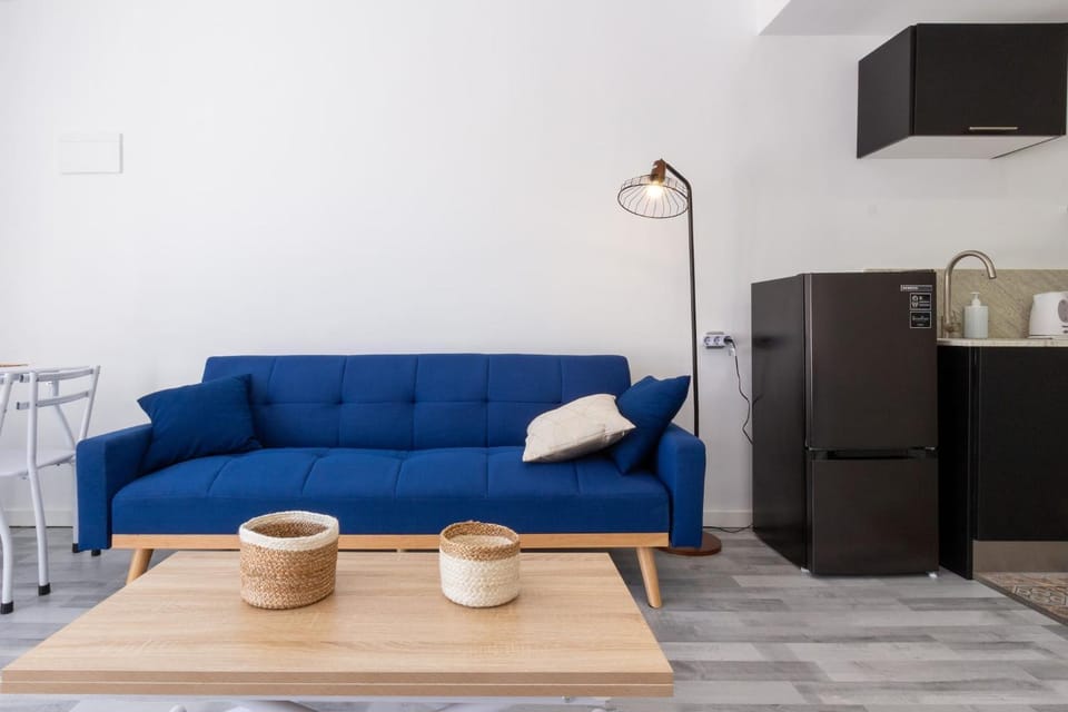 Communal lounge/ TV room, Living room