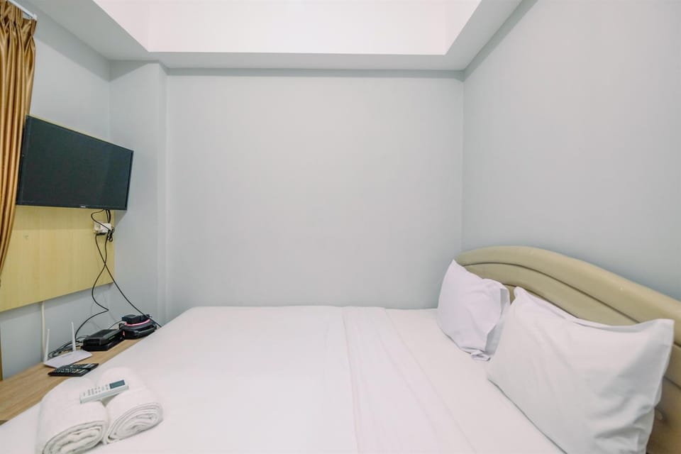 Nice and Elegant 1BR at Royal Heights Apartment By Travelio Apartment in West Java